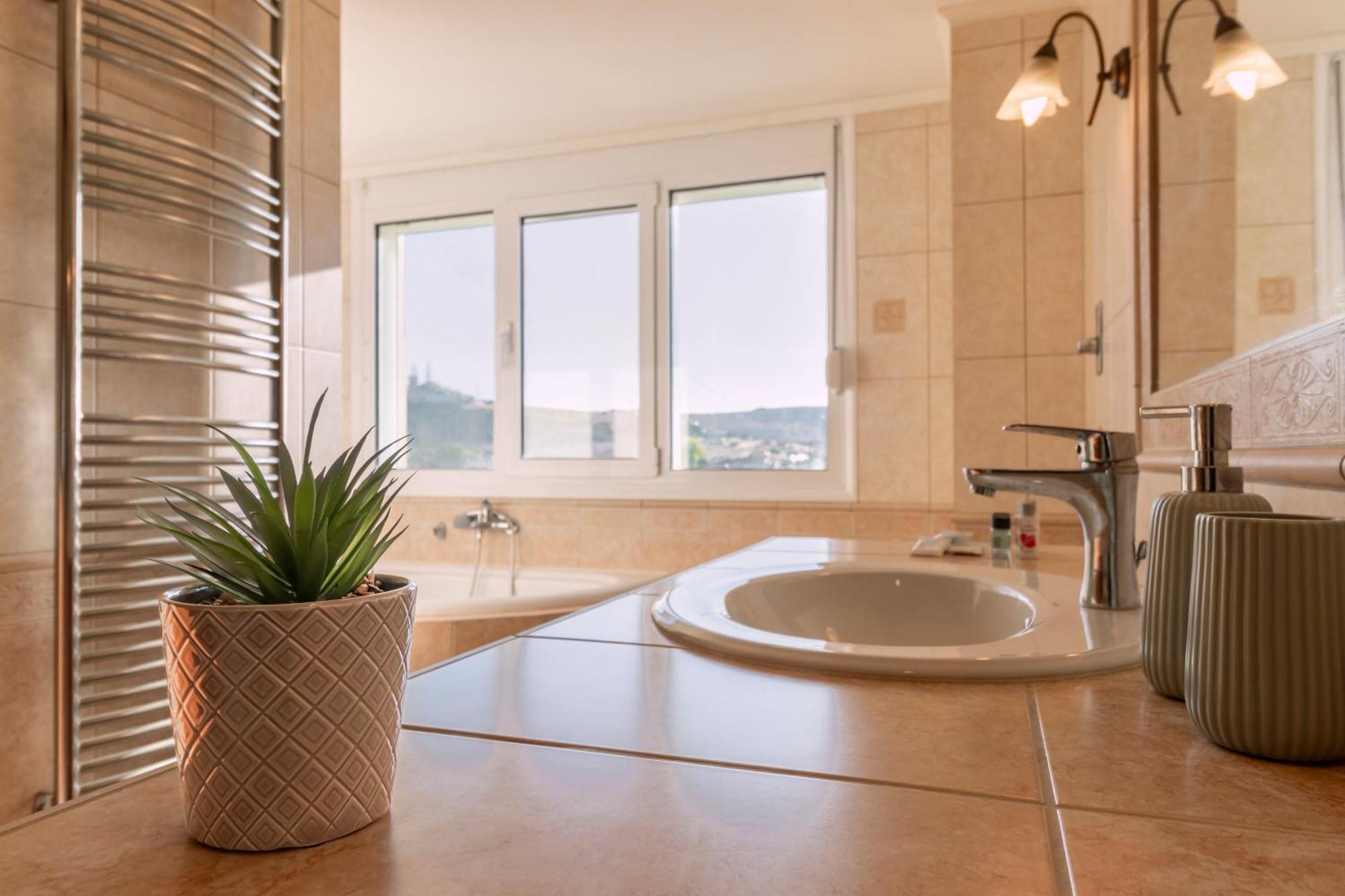 Вилла With Private Pool & Jaccuzi Close The