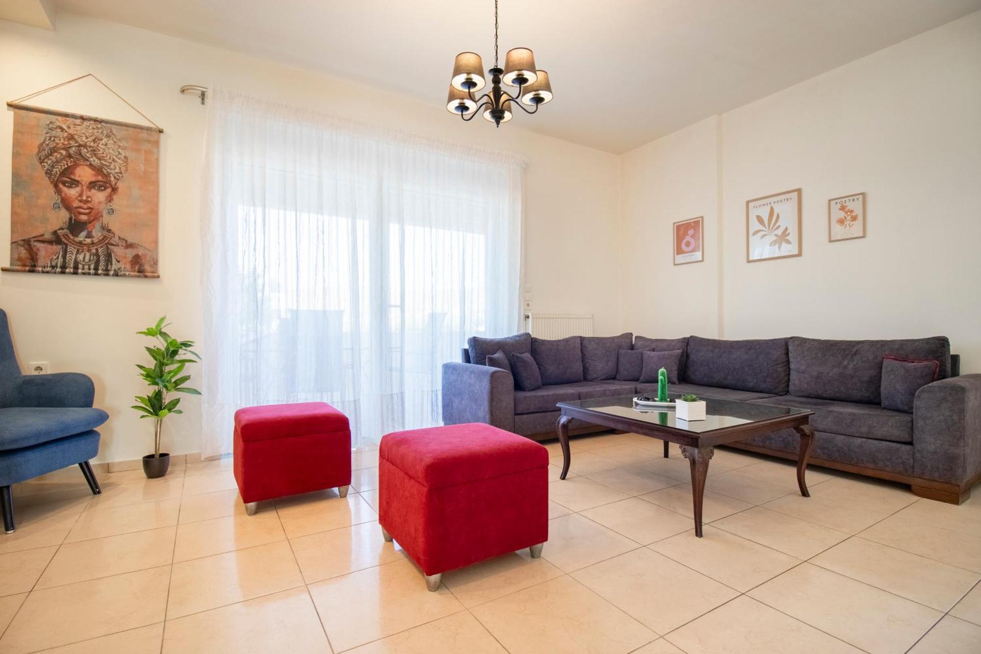 With Private Pool & Jaccuzi Close The Вилла