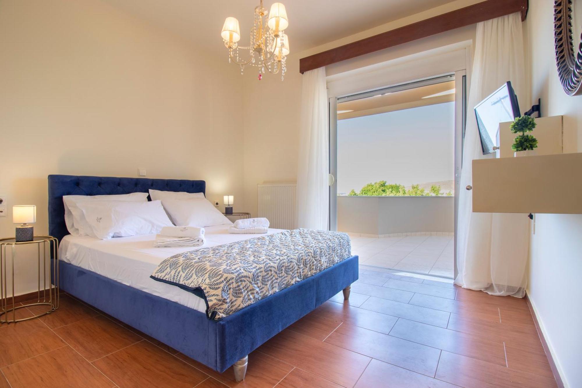 With Private Pool & Jaccuzi Close The Вилла