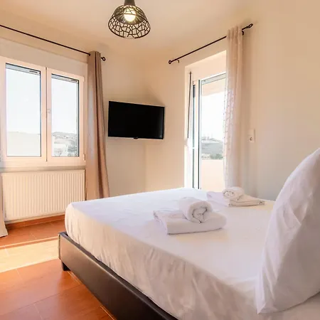 Villa With Private Pool & Jaccuzi Close The Beach Iraklion Buitenkant foto