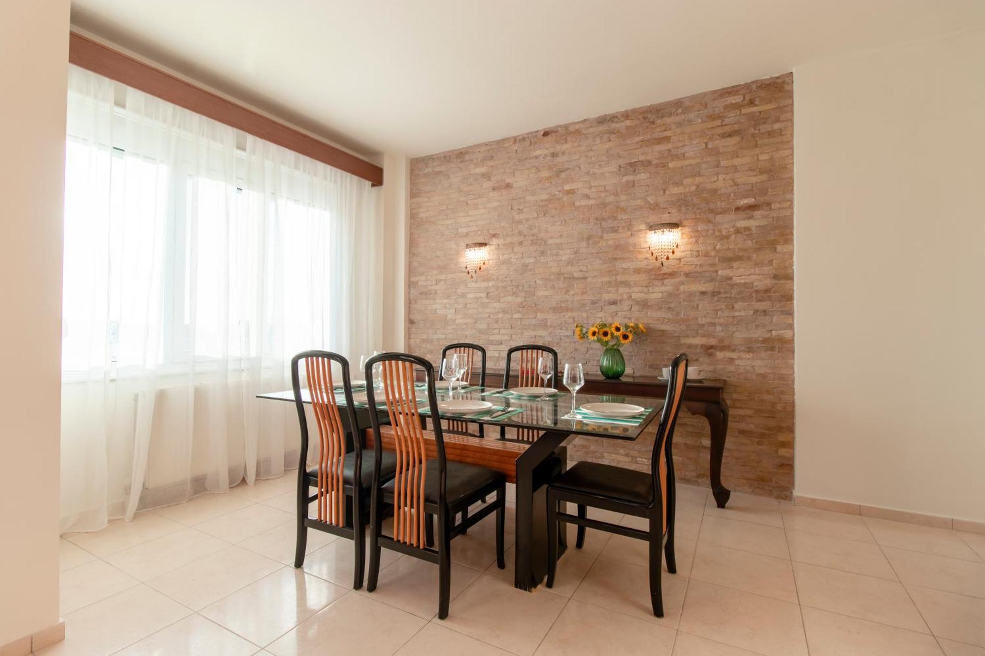 Villa With Private Pool & Jaccuzi Close The Heraklion (Crete)